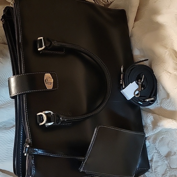 Franklin Covey Handbags - Black Leather Tote Bag